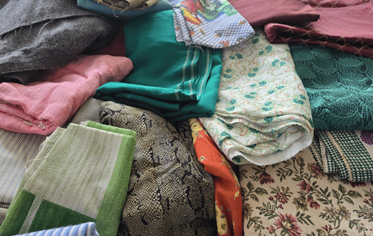 La Red de Costureras Solidarias de Pilar lanzó el “Banco Textil Solidario”
