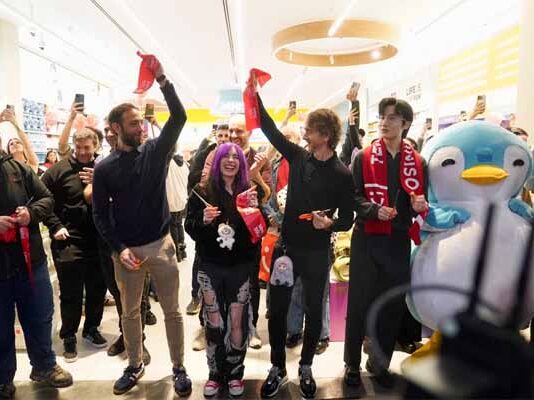 A pura fiesta, MINISO inauguró su tienda en Palmas del Pilar